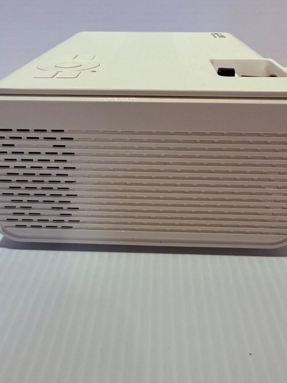 Core Innovations 150” Home Theater Projector - Picture 7 of 7